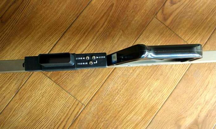 數(shù)顯鐵路軌距尺:高效便捷的測量工具
